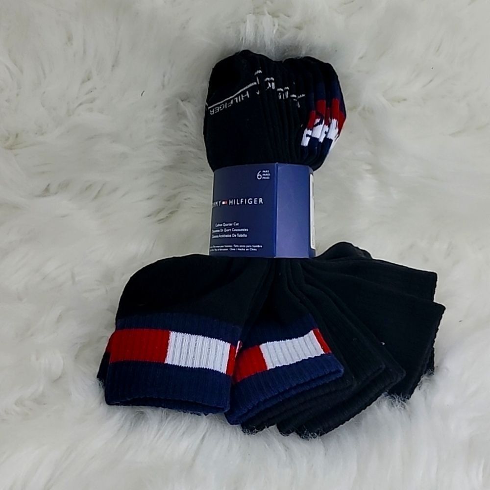 1736 TOMMY HLIFIGER  Cushion Quarter Cut  6 pairs NWT